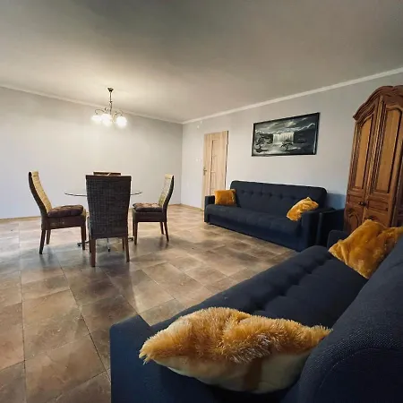 Pod Sniezka Nadzieja 아파트 *